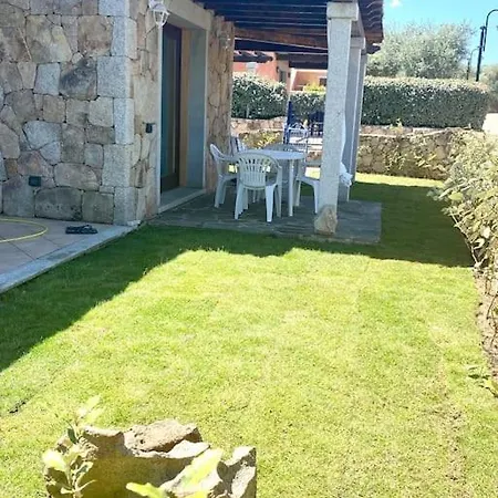 Azzurra Sul Mare