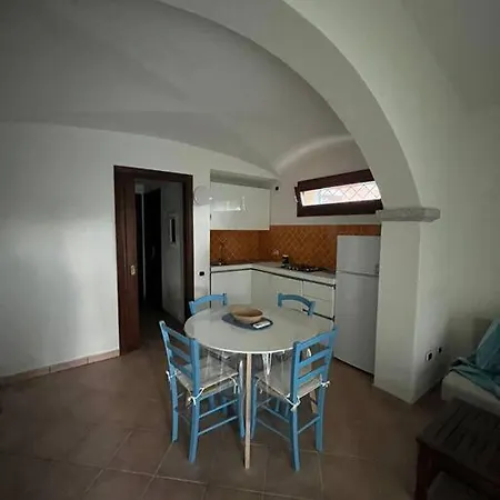 Azzurra Sul Mare 布多尼