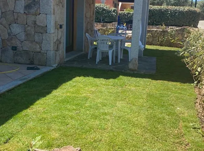 Azzurra Sul Mare 布多尼